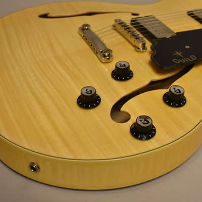 Guild Starfire IV Natural Finish w/OHSC image 7