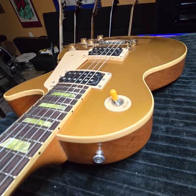 2008 Gibson Les Paul Classic 1990 - 2008 - Bullion Gold image 12