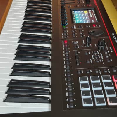 Roland FANTOM-06 61-Key Workstation Keyboard 2022 - Present - Black image 8