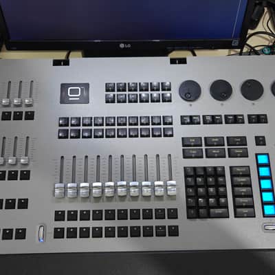 Martin M1 2010 image 2