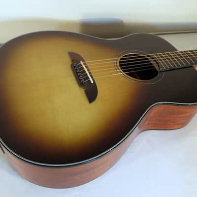 Alvarez Masterworks MF610ESB 50th Anniversary OM Sunburst W/ HSC Solid Wood Never Played 2016 NOS image 1