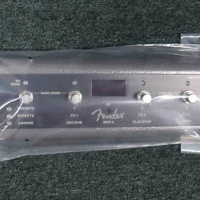 Fender Rumble Stage 800, 2x10 Bass Combo w/ Built In Effects *In Stock! image 5
