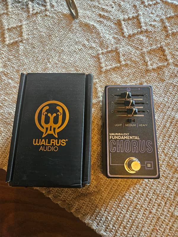Walrus Audio Fundamental Chorus