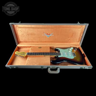 Fender Custom Shop 1963 Stratocaster Relic 3 Tone Sunburst Sparkle w/case TSLTD7OF10 image 14