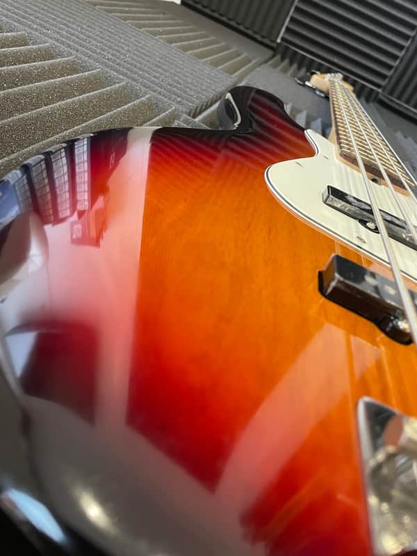 *MINT CONDITION* AMERICAN SPECIAL FENDER JAZZ BASS image 1