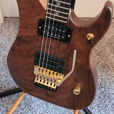 Washburn N4 Walnut Mourning Windows Inlays Proto Davies 2.0  2010 Nuno Bettencourt Signature image 4