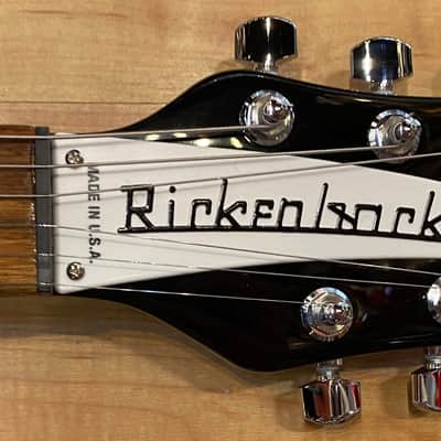 Rickenbacker 330 6-String Electric Guitar JetGlo Bild 9