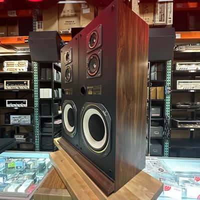 Fisher STV-873 3-Way Floor-standing Speakers 100 Watts image 4