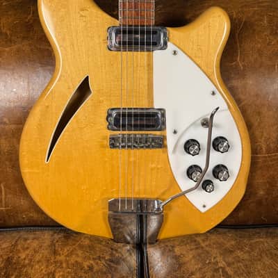 Rickenbacker 365 NS - 1967 - Mapleglo image 2