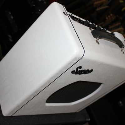 Supro 1821R Delta King 10/ 5 watt Combo image 2