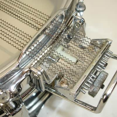 Vintage Ludwig 410 Super-Sensitive Chrome 14"x5" Snare Drum image 12