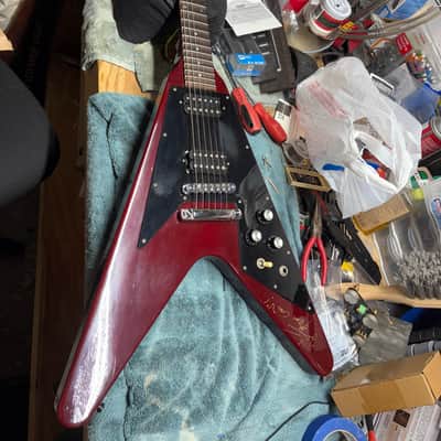 1991 Gibson Flying V scalloped fretboard signed by Yngwie Malmsteen image 1