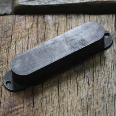 Fender Mustang Pickup Cover 1970s - Black image 2