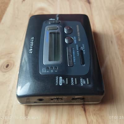 Aiwa RX 616 1992 - Aiwa walkman radio Cassette player HS RX 616 gray working image 5