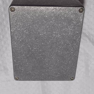 Carl's Custom Guitars Speaker Soak 8 Ohm Attenuator 2010s - Silver Bild 3
