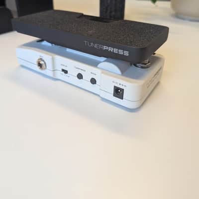 Hotone Tuner Press 2024 - Present - Black / White image 4