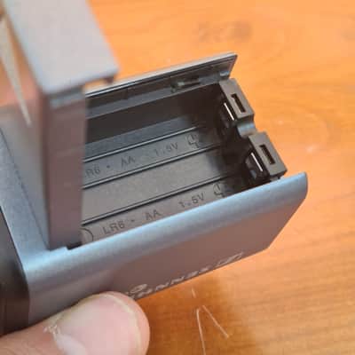 Sennheiser 🎤 Sennheiser SKP Plug-On Transmitter – 823–865 MHz image 9