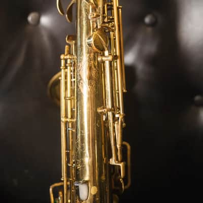Martin Late 20's Low Pitch Alto Saxophone with Hardshell Case - Used image 8