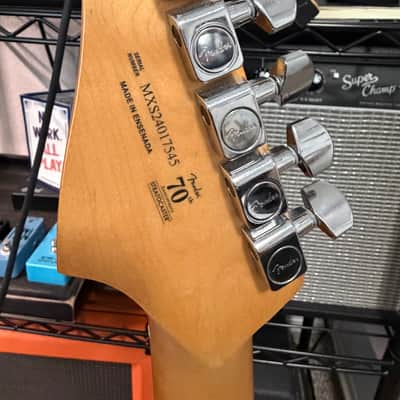 Fender Player Stratocaster with Maple Fretboard 2018 - 2024 Black image 6