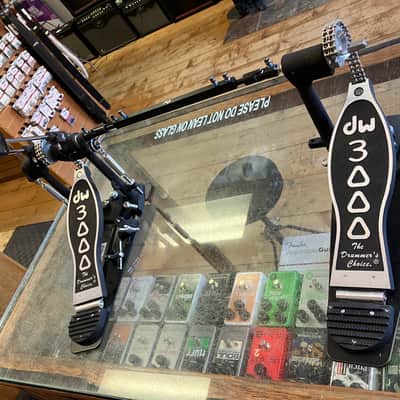 DW 3000 Series Lefty Double Bass Drum Pedal image 2