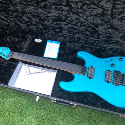 Suhr Custom Classic - Roasted Neck - Rare Color - Matching Headstock - Double Locking Trem image 6
