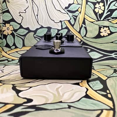 Beetronics FX Swarm Fuzz Harmonizer-Blackbee Edition image 4