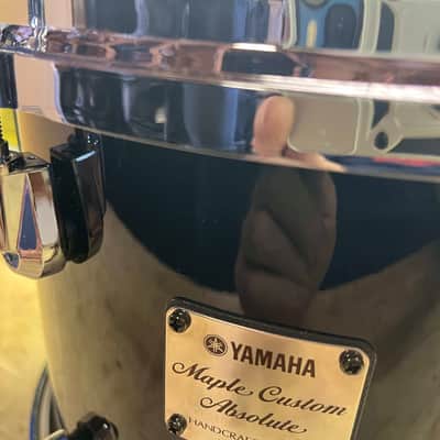 Yamaha Maple Custom Absolute Piano Black 10x8 Nouveau lugs Die Cast Hoops MINT! image 4