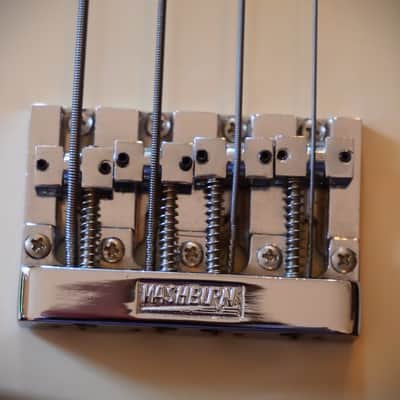 Washburn B2 four string bass, 1990 - Gloss pearl white image 25