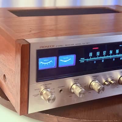🎶✨ Pioneer SX-727 Vintage Stereo Receiver w/ Original Wood Case — Serviced/Cleaned, LED Dial, FM Aligned,  Excellent Cosmetics image 6