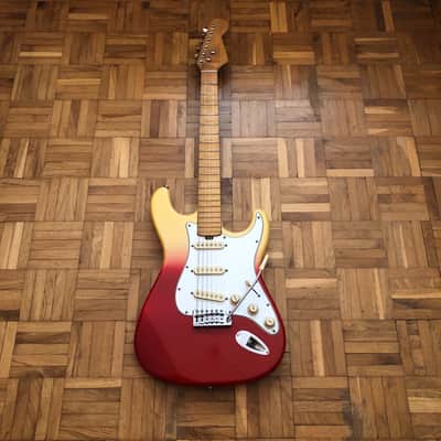 Musima Lead Star (1983) Great Stratocaster Style Guitar (Made in East Germany) with original case! image 9