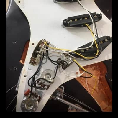 Vintage Custom Fender Solid Body Stratocaster Electric Guitar 1999 Purple 7.8 Lb Upgraded Tremolo HSC image 13