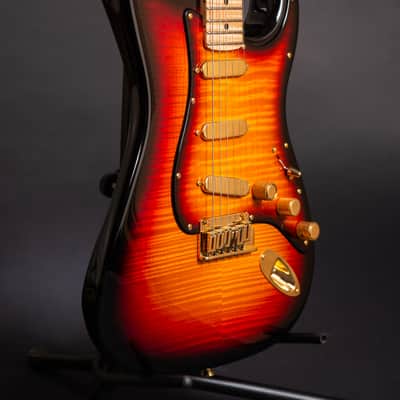 2007 Fender Custom Shop Masterbuilt Yuriy Shishkov Stratocaster Ukrainian Strat Aged Cherry Burst 1 Of 10 Limited Edition RARE collector image 4