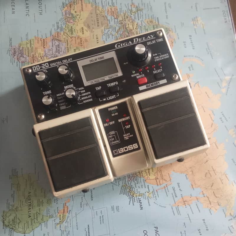 The classic : Boss DD-20 Giga Delay image 1