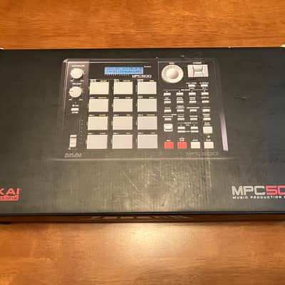 Akai MPC500 Music Production Center + Orig. Box **FOR REPAIR/PARTS-READ** image 12