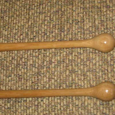 ONE pair new old stock Adams CD9 Cloyd Duff # 9 Hickory Flip Stick (Timpani Flip Stick) CORE: Both cores on one piece turned hickory with bulb shaped wood on one end and small felt ball opposite / TONE COLOR: Extremely bright to general, similar to # 3 image 5