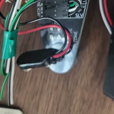 EMG 81X,85,SLV - Black image 4