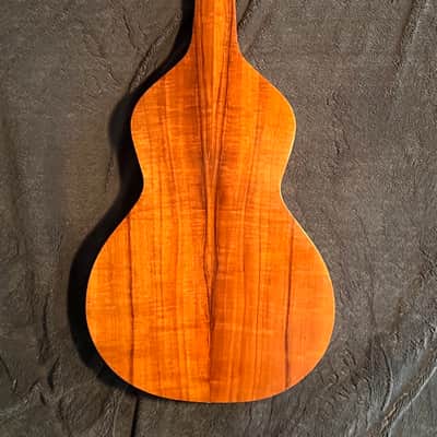 Weissenborn Style 3 1926 (ca.) - Original finish & Custom Calton Case image 4