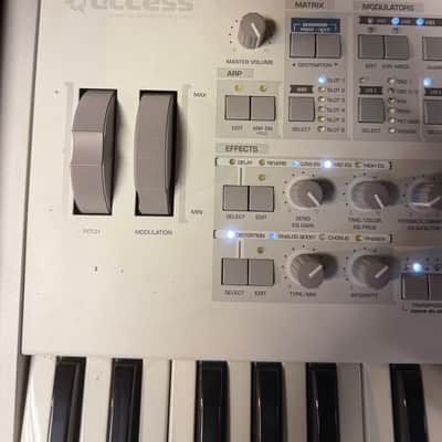 Access Virus TI Polar 37-Key Digital Synthesizer 2005 - White image 3