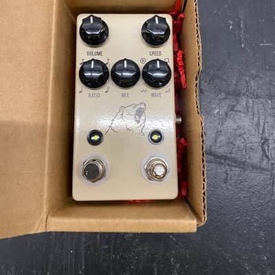 JHS Kodiak Tremolo image 4