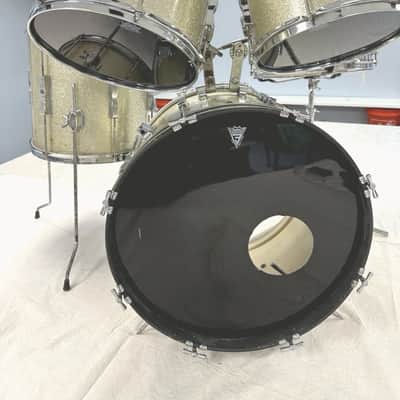 1965 Ludwig Club Date 5-Piece – Champagne Sparkle – Keystone Badges – One Owner – 20/12/13/14 + Supra image 4