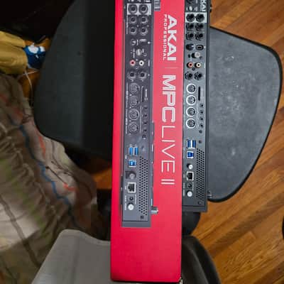 Akai MPC LIVE II 2024 - Black image 4
