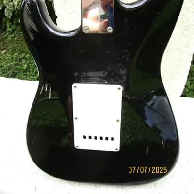 Fender Squier Stratocaster Guitar, 1993, Mexico, Black, Excellent Condition image 8