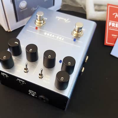 Fender Tre-Verb Tremolo/Reverb 2019 - Present - Blue image 4