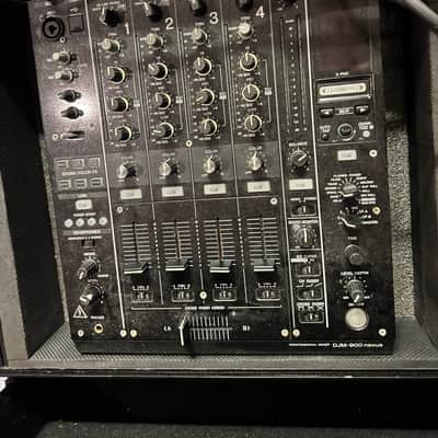 Pioneer DJM 900 NXS + 2 CDJ 2000 w/ Flight case image 3