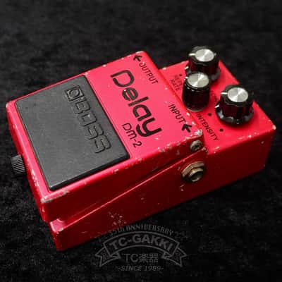 Boss DM-2 Delay Pedal | Reverb