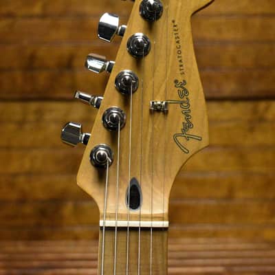 Fender Limited Edition Stratocaster Roasted Maple Sunburst image 5