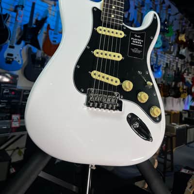 Fender Player II Stratocaster Electric Guitar - Polar White with Rosewood Fingerboard FREE PLEK! 885 image 3