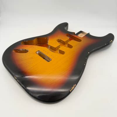 MJT Stratocaster Body Alder Relic Nitro Lefty 3-Tone mjt6698 image 4
