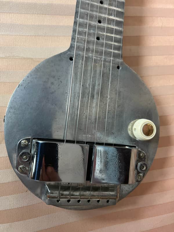 Rickenbacker Frying Pan First Electric Guitar 1932 aluminum image 1