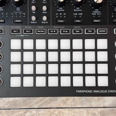 Novation [NOS - New Old Stock] Circuit Mono Station - Paraphonic Analogue Synthesizer 2017 - 2021 - Complete with Box, Manual, Cables, Adaptor image 6